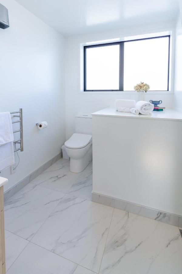 Modern Townhouse Cashel Street 2 Bed 2 Bath Apartment Christchurch Exterior photo