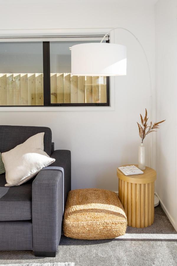 Modern Townhouse Cashel Street 2 Bed 2 Bath Apartment Christchurch Exterior photo